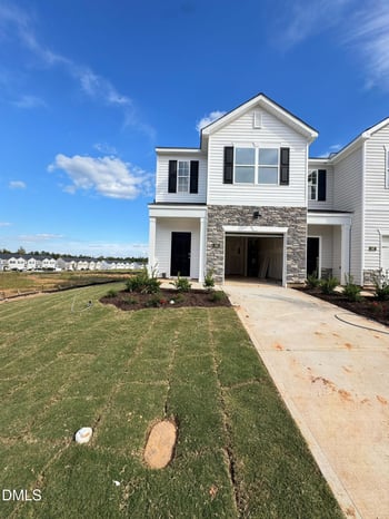 143 Starlight St, Sanford, NC 27330