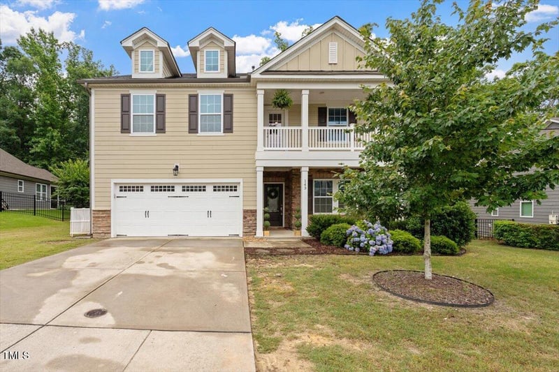 143 Thornbury St, Clayton, NC 27527