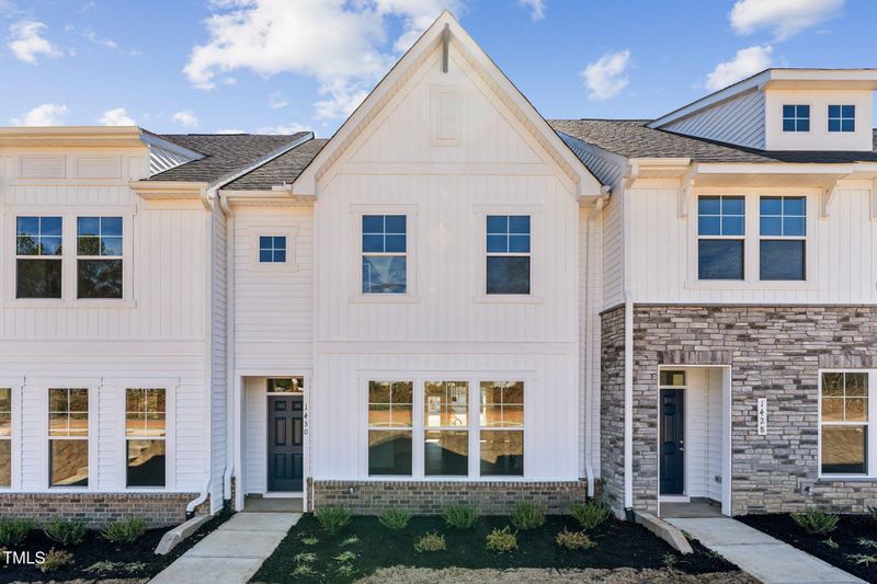 1430 Cooper St, Sanford, NC 27330