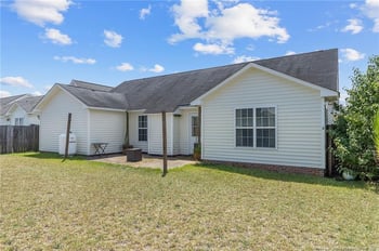 1430 Mingary Ave, Hope Mills, NC 28306