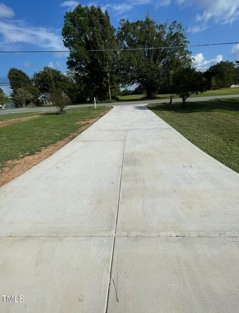 1430 N Nc 49 Hwy, Burlington, NC 27217