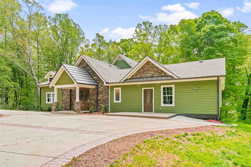 1430 S Old Coach Rd S, Graham, NC 27253