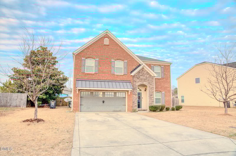 1430 Vandenberg Dr, Fayetteville, NC 28312