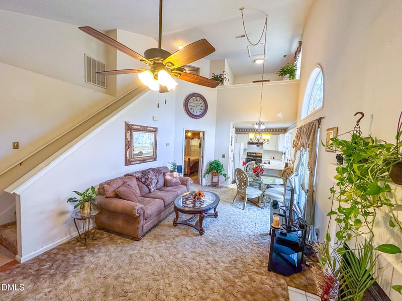 1431 Beacon Village Dr, Raleigh, NC 27604