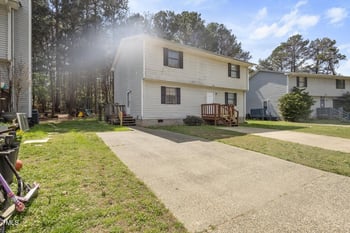 1431 Cherrycrest Dr, Durham, NC 27704