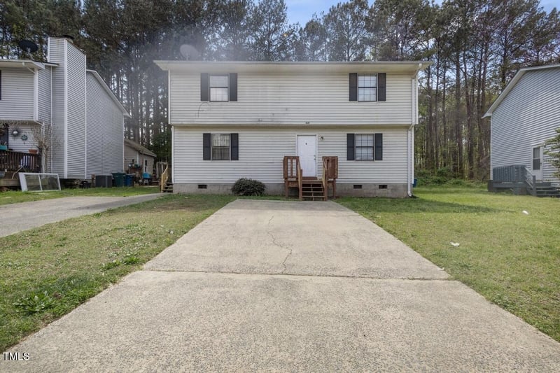 1431 Cherrycrest Dr, Durham, NC 27704