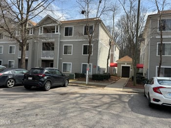 1431 Collegiate Cir #101, Raleigh, NC 27606