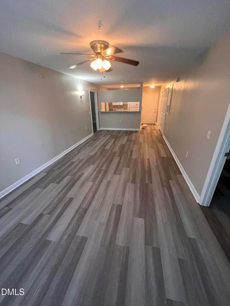 1431 Collegiate Cir #101, Raleigh, NC 27606