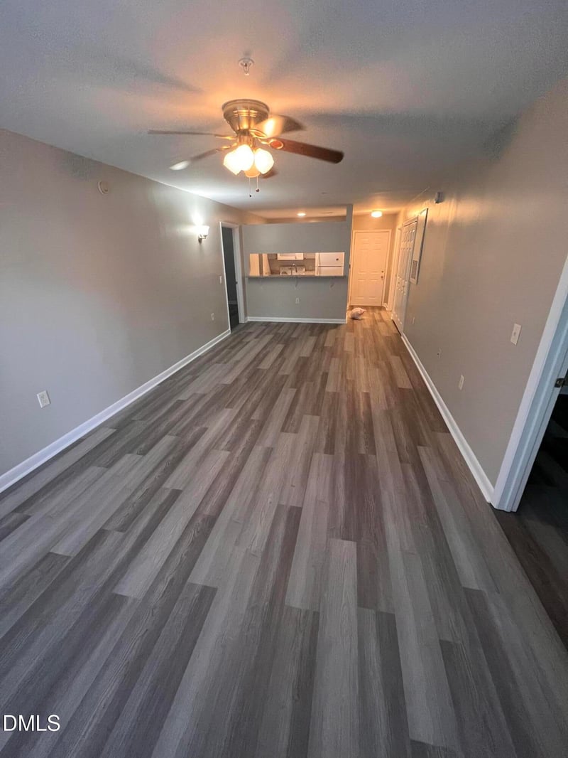 1431 Collegiate Cir #101, Raleigh, NC 27606