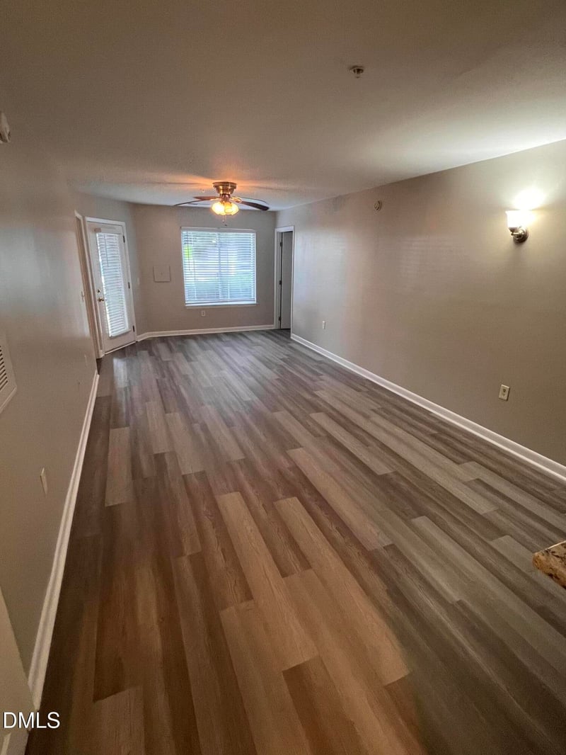 1431 Collegiate Cir #101, Raleigh, NC 27606