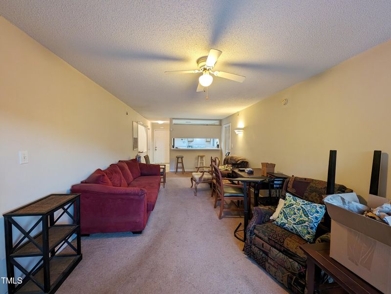1431 Collegiate Cir #302, Raleigh, NC 27606
