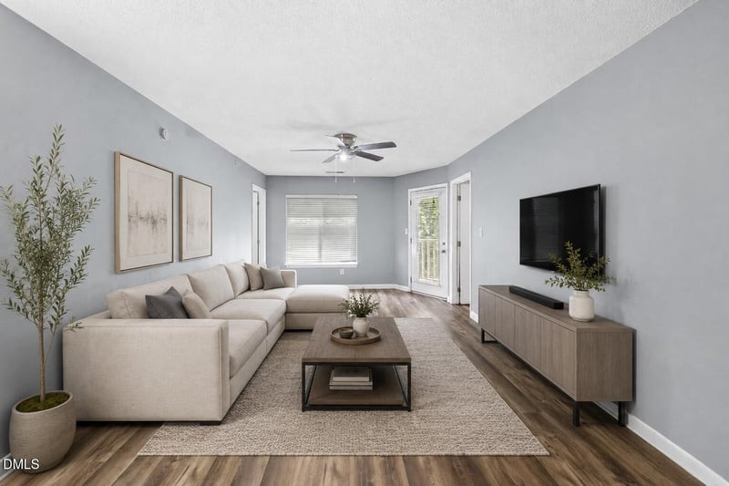 1431 Collegiate Cir #303, Raleigh, NC 27606