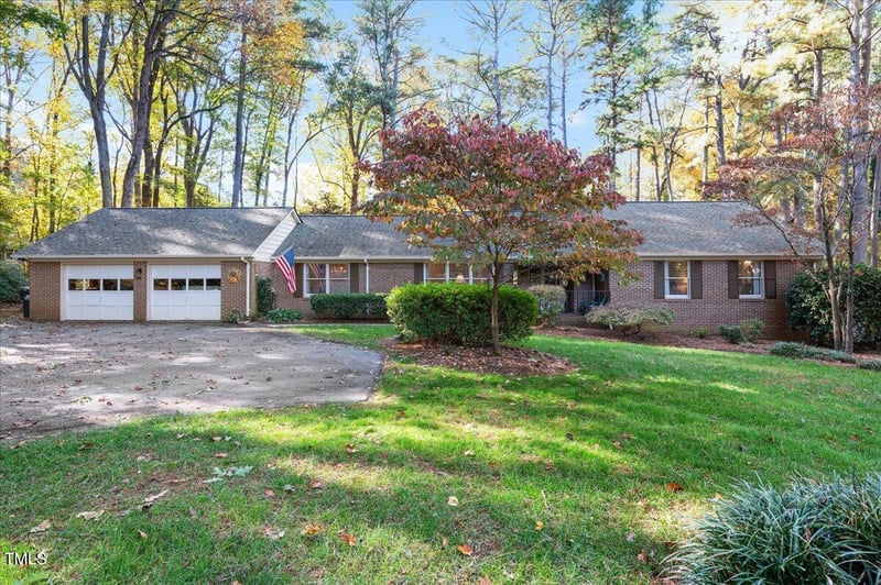 1431 Country Club Dr, Wake Forest, NC 27587