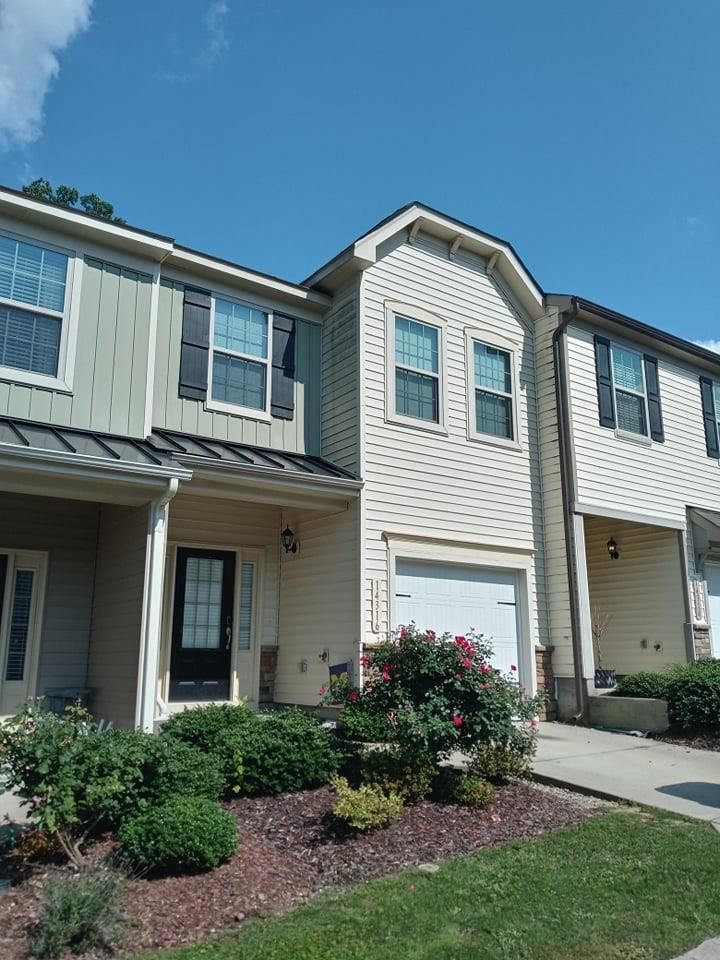 14316 Foxcroft Rd, Raleigh, NC 27614
