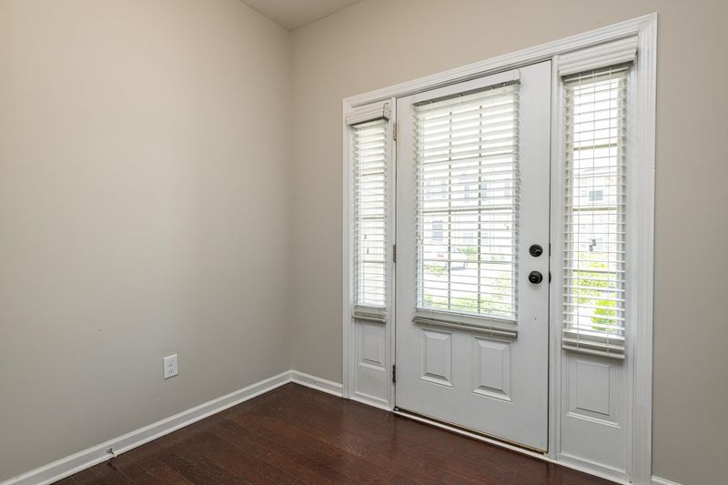 14318 Foxcroft Rd, Raleigh, NC 27614