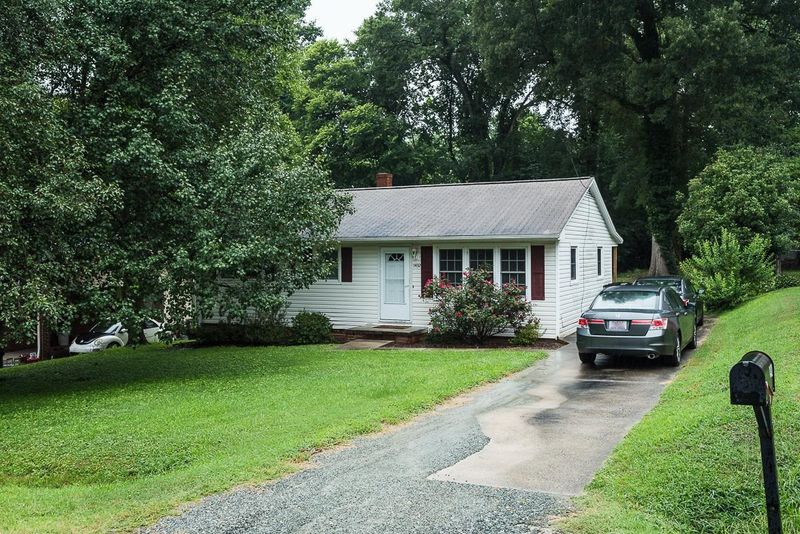 1432 Cleveland Ave, Burlington, NC 27217