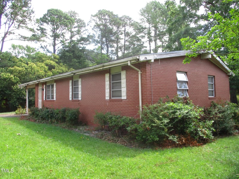 1432 Cross Link Rd, Raleigh, NC 27610