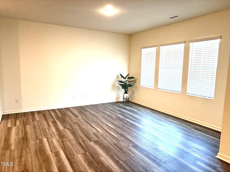 1432 Latham Garden Dr, Wake Forest, NC 27587