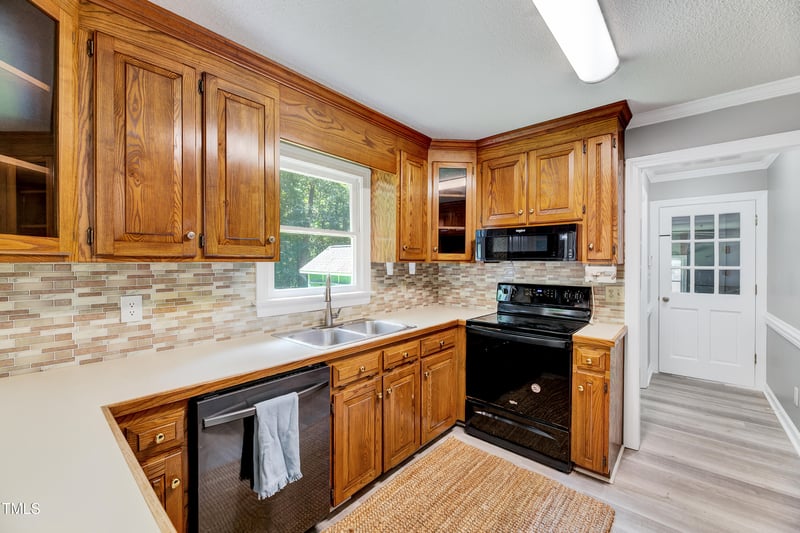1433 Andersonwood Dr, Fuquay Varina, NC 27526