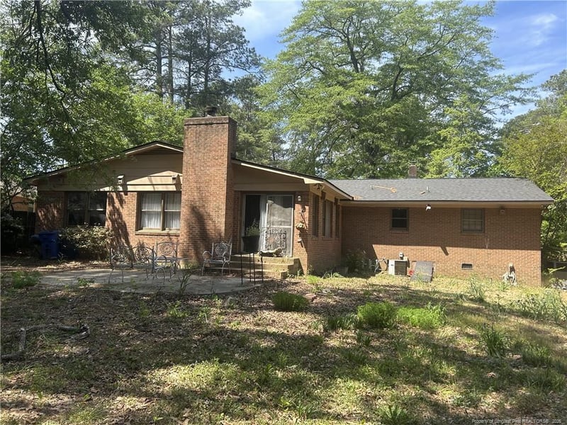 1433 Berriedale Dr, Fayetteville, NC 28304