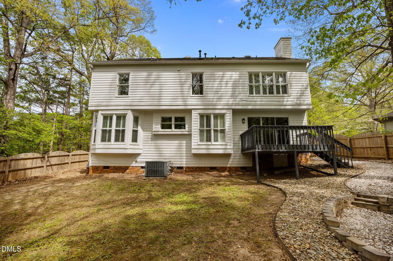 1433 Bridgeport Dr, Raleigh, NC 27615