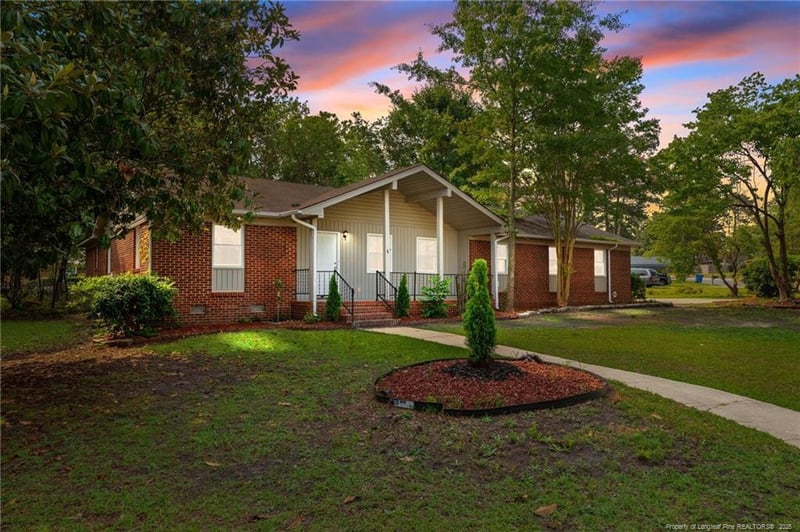 1433 Carnsmore Dr, Fayetteville, NC 28304