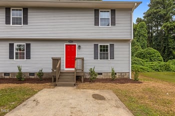 1433 Cherrycrest Dr, Durham, NC 27704
