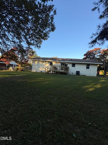 1433 Keswick Dr, Fayetteville, NC 28304