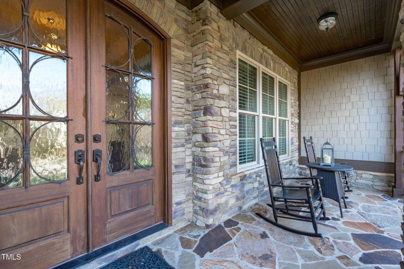 1433 Stratford Ridge Ln, Cary, NC 27519