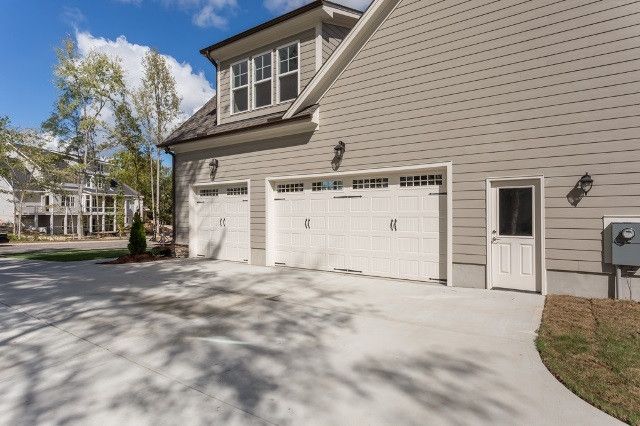 1433 Yardley Dr, Wake Forest, NC 27587