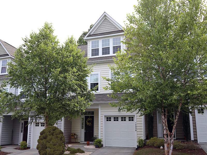 14330 Foxcroft Rd, Raleigh, NC 27614