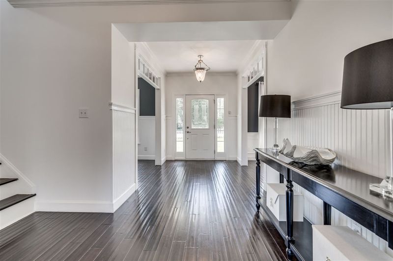 1434 Holt Rd, Cary, NC 27519