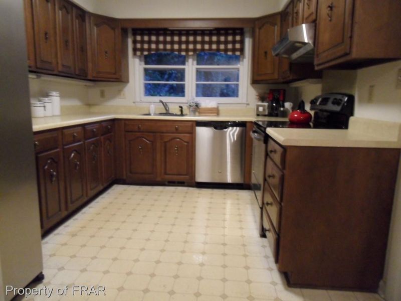 1434 Pine Valley Loop, Fayetteville, NC 28305