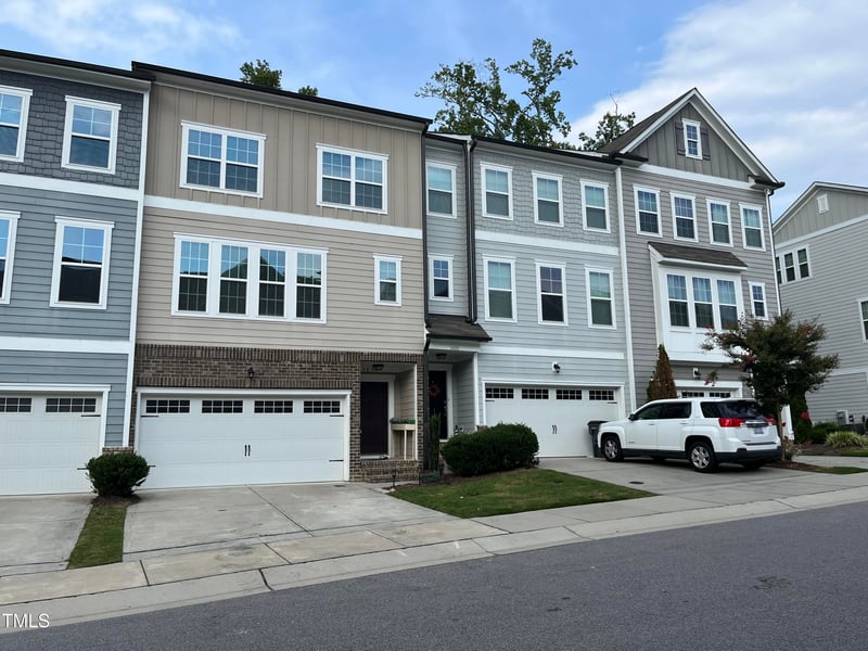 1434 Salem Creek Dr, Apex, NC 27502