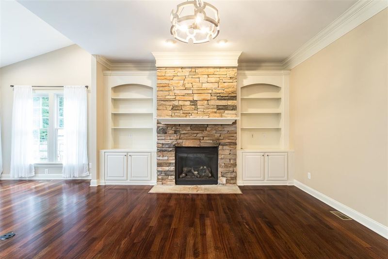 1435 Norwood Crest Ct, Raleigh, NC 27614