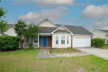 1435 Oldstead Dr, Fayetteville, NC 28306