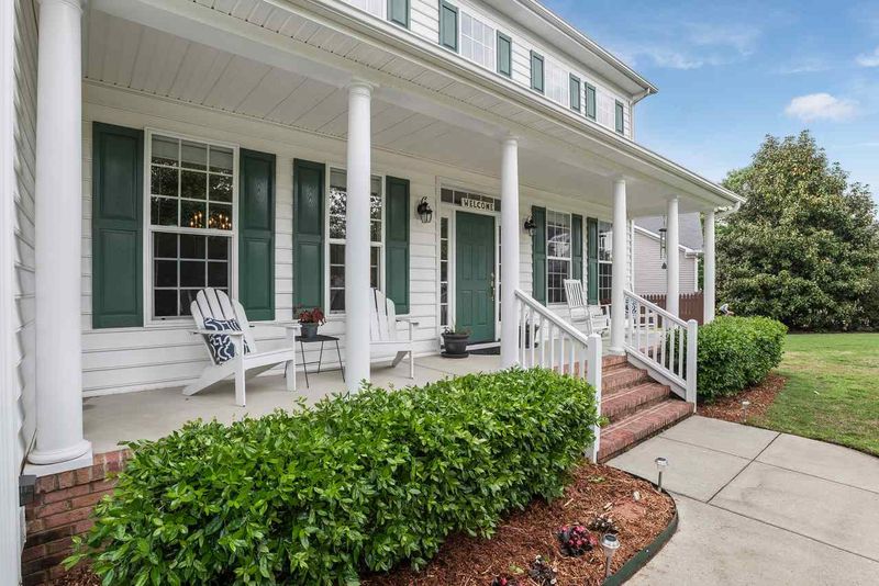 1436 Fairfax Woods Dr, Apex, NC 27502