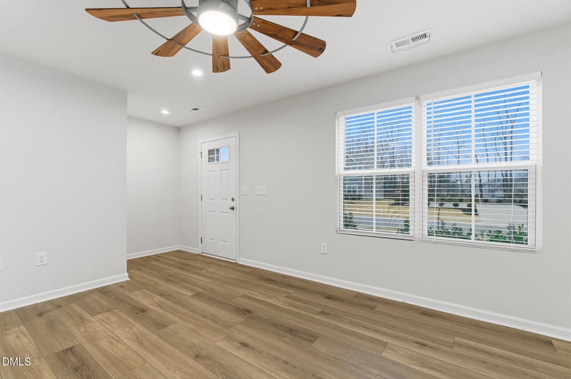 1436 Indigo Creek Dr, Zebulon, NC 27597