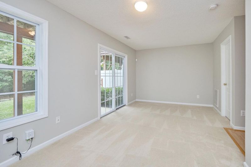 1437 Basinger Ct, Raleigh, NC 27612