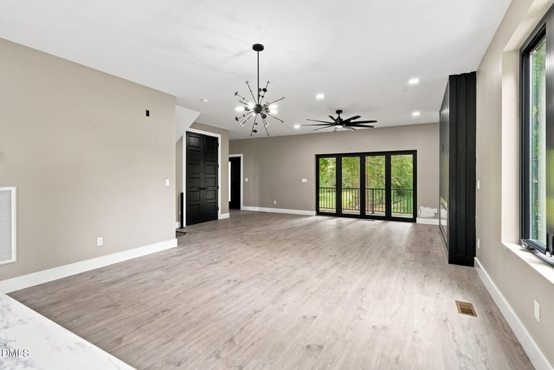 1437 Curfman St, Raleigh, NC 27603