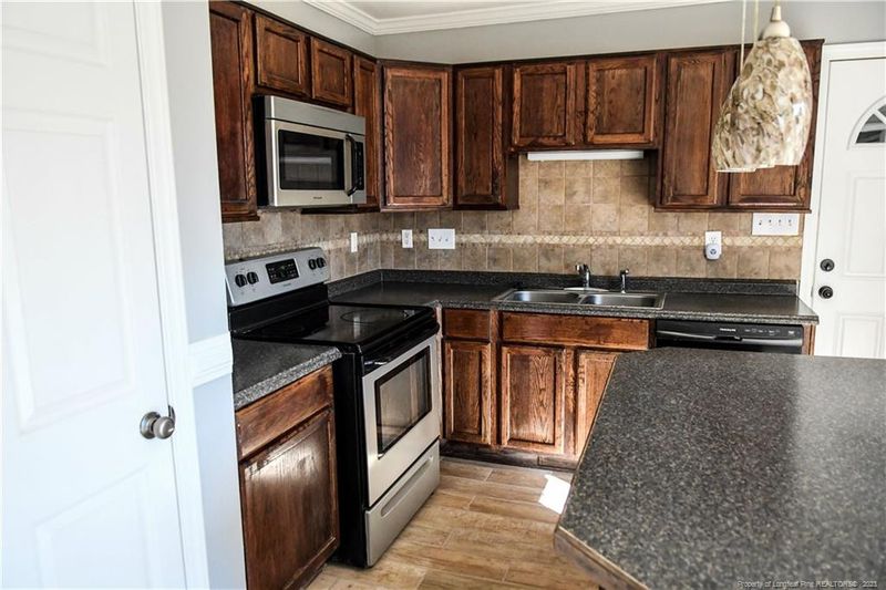 1437 Kershaw Loop, Fayetteville, NC 28314