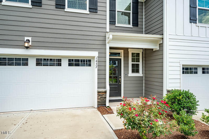 1437 Rosepine Dr, Cary, NC 27519