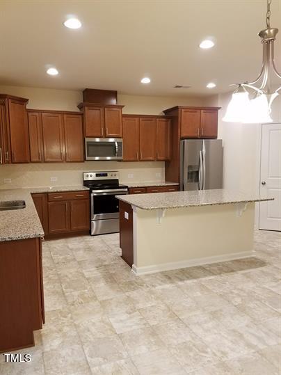 1437 Salem Creek Dr, Apex, NC 27502