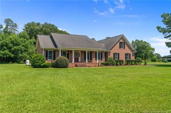 1438 Division Pl, Fayetteville, NC 28312