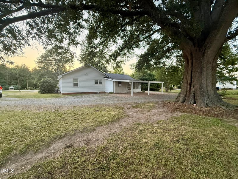 1439 Hill Rd, Smithfield, NC 27577