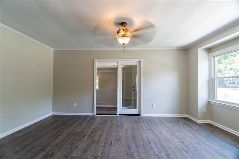 1439 Morningside Dr, Burlington, NC 27217