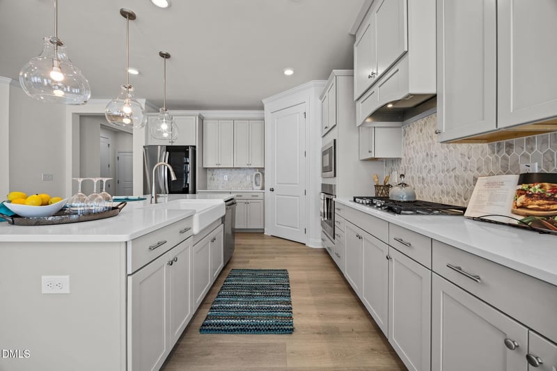 144 Clapper Ln, Holly Springs, NC 27540