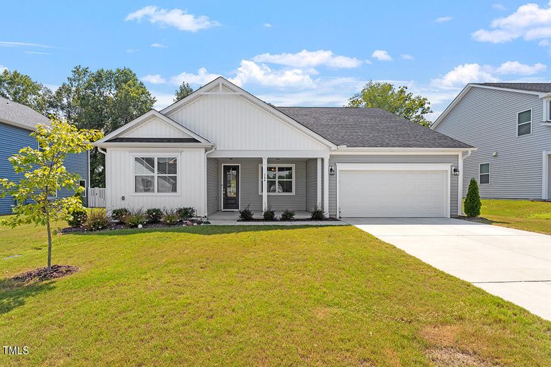 144 Davinhall Dr, Fuquay Varina, NC 27526
