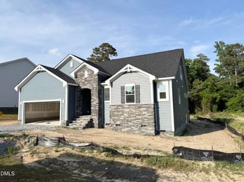 144 Golfview Ave, Benson, NC 27504
