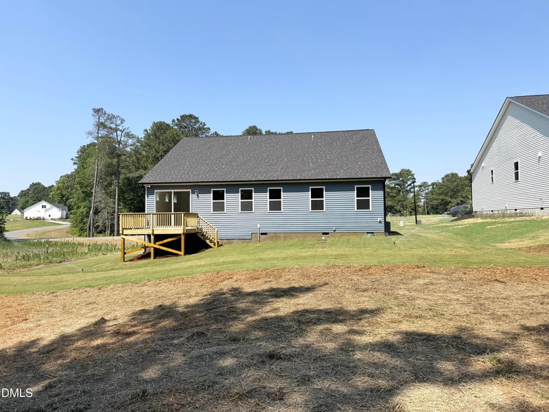 144 Golfview Ave, Benson, NC 27504